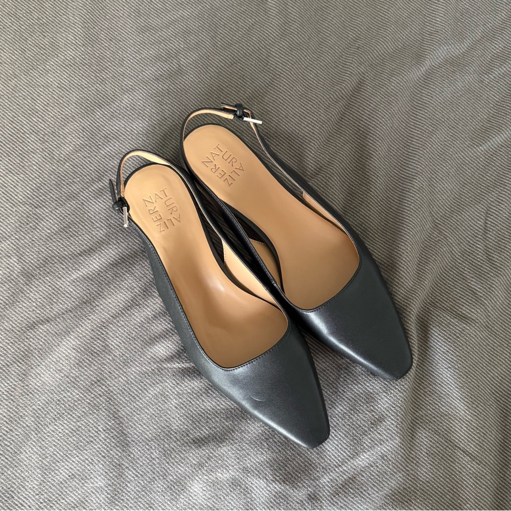 Naturalizer sling backs